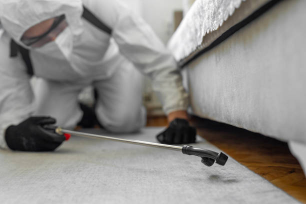 Professional Mosquito Control technician working in Middleton, ID